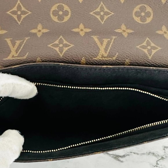 LOUIS VUITTON SAINT PLACIDE PYTHON+MONOGRAM CANVAS RETAIL$3,150 ++100% AUTHENTIC - Picture 11 of 16